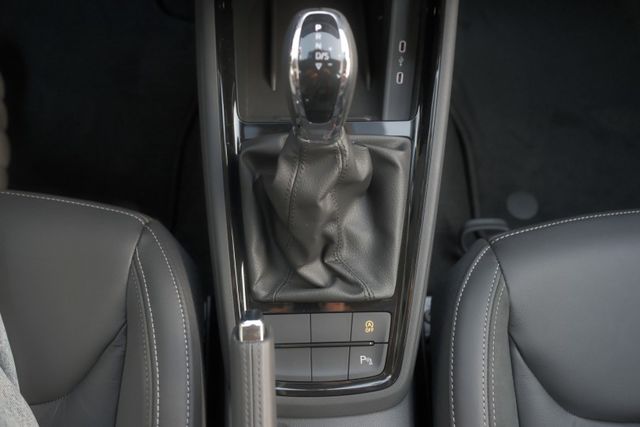 2023 Skoda Kamiq 1.0 豪華動能版 全新業績車 ACC 電動尾門 盲點偵測 IKEY  Carplay  第17張相片