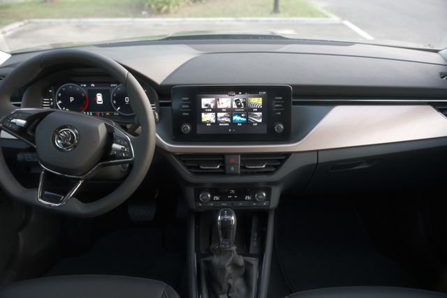 2023 Skoda Kamiq 1.0 豪華動能版 全新業績車 ACC 電動尾門 盲點偵測 IKEY  Carplay  第19張相片