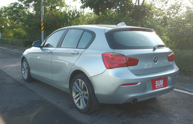 2015 BMW 120i 分區恆溫Push Start 一手車里程保證7.8萬 機油,變速箱油,油底殼,綜合皮帶已更換  第5張相片