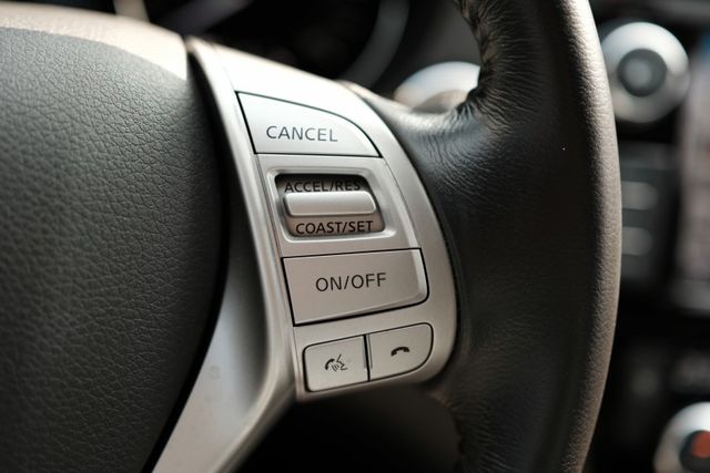 2017 Nissan X-Trail 玩美影音版2.0 定速 ikey 環景攝影 分區恆溫 導航  第11張相片