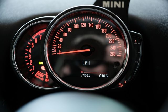 2019 Mini Countryman Cooper 1.5 定速 雙電動椅 ikey 電動尾門 倒車顯影 分區恆溫  第10張相片