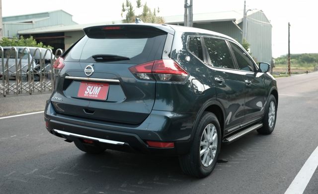 2018 Nissan X-Trail 經典版 2.0 分區恆溫 倒車顯影 抬頭顯示器 後座出風口 里程保證6.2萬  第4張相片