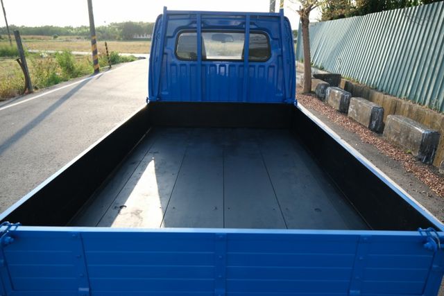 2015 中華 菱利 1.3 手排 四輪傳動 四輪傳動 四輪傳動 四輪傳動  第7張相片