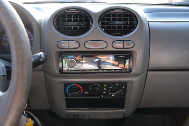 2015 中華 菱利 1.3 手排 四輪傳動 四輪傳動 四輪傳動 四輪傳動  第13張相片