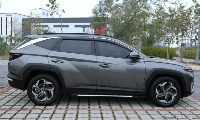 2023 Hyundai Tucson L GLT-B 1.6 換檔撥片 全景天窗 電動尾門 ACC 導航 ikey  第6張相片