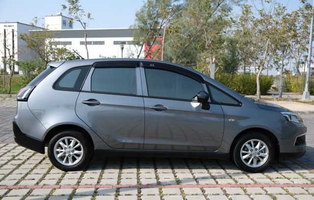 2019 Mitsubishi Colt Plus 尊貴型 1.5 恆溫空調 Carplay 倒車顯影 里程保證1.9萬  第6張相片