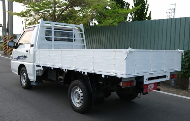 2017 中華 得利卡 2.4 手排 原廠更換錶頭,實際里程為146081公里  第6張相片