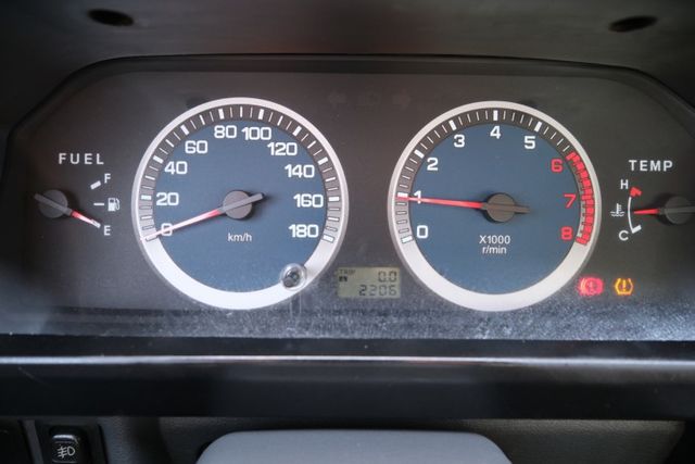 2017 中華 得利卡 2.4 手排 原廠更換錶頭,實際里程為146081公里  第17張相片