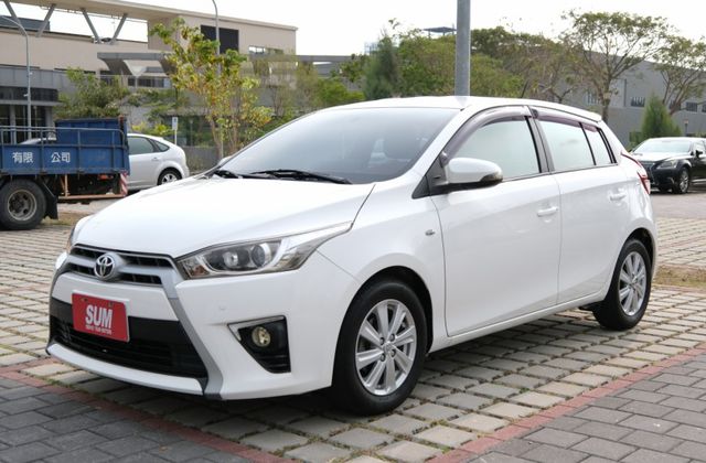 2014 Toyota Yaris 經典版 1.5 安卓機 倒車顯影 Carplay 保固一年兩萬公里 里程保證7.5萬  第2張相片