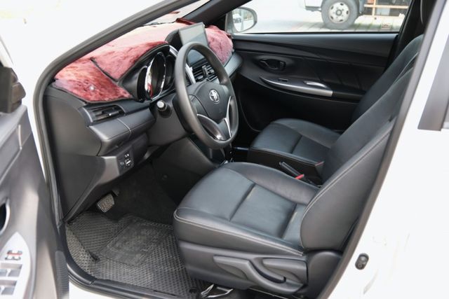 2014 Toyota Yaris 經典版 1.5 安卓機 倒車顯影 Carplay 保固一年兩萬公里 里程保證7.5萬  第7張相片