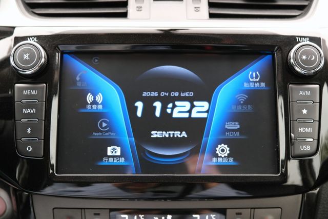 2018 Nissan Sentra 尊爵版 1.8 定速 導航 環景影像 電動天窗 分區恆溫 ikey 盲點偵測  第17張相片