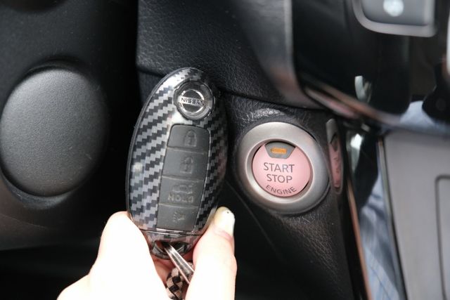 2018 Nissan Sentra 尊爵版 1.8 定速 導航 環景影像 電動天窗 分區恆溫 ikey 盲點偵測  第19張相片