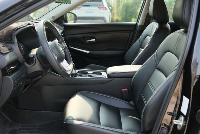 2023 Nissan Sentra 尊爵智駕版1.6 分區恆溫 ACC盲點偵測 Carplay 環景影像 前方駐車雷達  第6張相片