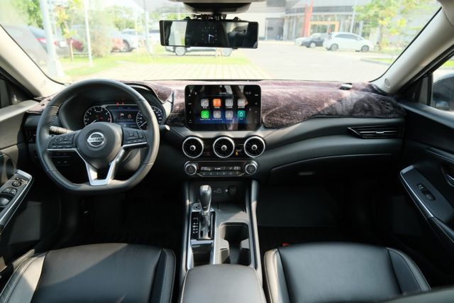 2023 Nissan Sentra 尊爵智駕版1.6 分區恆溫 ACC盲點偵測 Carplay 環景影像 前方駐車雷達  第9張相片