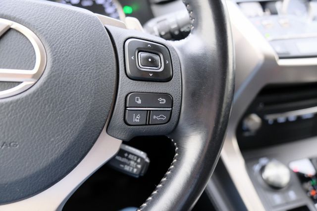 2020 Lexus NX200 菁英版2.0 環景影像 分區恆溫 ACC 雙前座電熱椅 ikey 換檔撥片  第12張相片