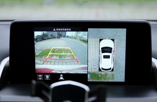 2020 Lexus NX200 菁英版2.0 環景影像 分區恆溫 ACC 雙前座電熱椅 ikey 換檔撥片  第14張相片