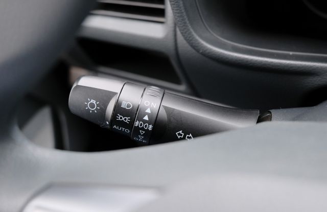 2024 中華 菱利 A180 五人座自排 1.5 定速 Carplay 環景影像 後座出風口 里程保證僅1.1萬  第18張相片