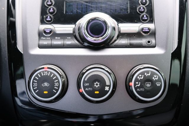 2017 Mitsubishi Colt Plus 尊貴型 1.5 定速 盲點偵測 恆溫空調 藍芽 里程保證3.7萬  第16張相片