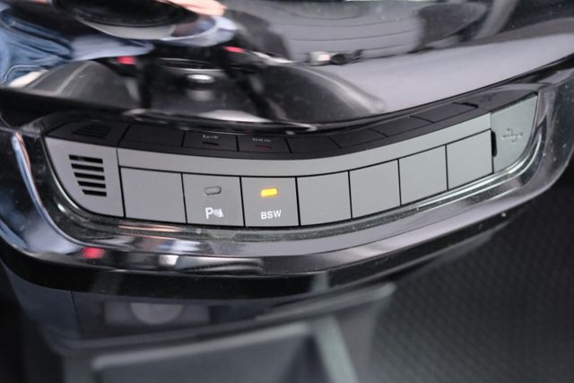 2017 Mitsubishi Colt Plus 尊貴型 1.5 定速 盲點偵測 恆溫空調 藍芽 里程保證3.7萬  第17張相片