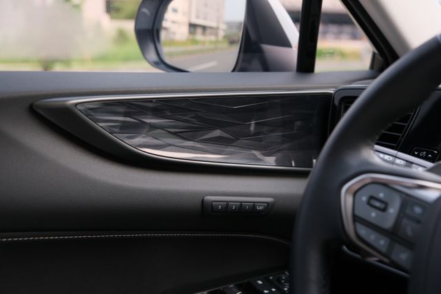 2024 Lexus NX250 頂級版 2.5 雙前座電動調整 電熱椅 電動天窗 盲點偵測 電動尾門 ACC  第12張相片