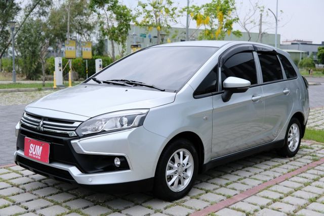 2017 Mitsubishi Colt Plus 尊貴型 1.5 定速 盲點偵測 恆溫空調 藍芽 里程保證3.7萬  第2張相片