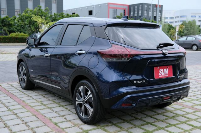 2024 Nissan Kicks e-POWER 1.2 環景影像 ACC 盲點偵測 ikey 里程保證僅1.1萬  第5張相片