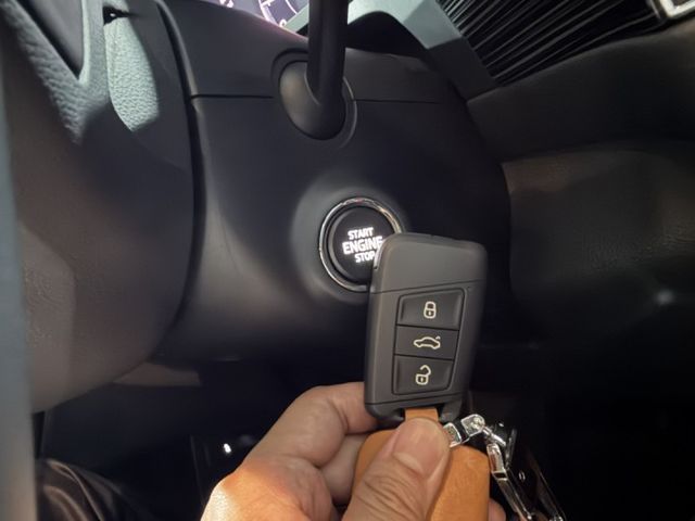 2021 Skoda Kodiaq TSI豪華菁英版 七人座 1.5 環景影像 ikey 盲點偵測 三區恆溫 ACC  第17張相片