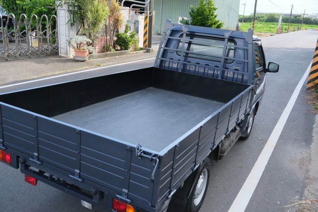 2022 中華 得利卡 自排 2.4 定速 藍芽 光感應頭燈 前後行車紀錄器  第6張相片