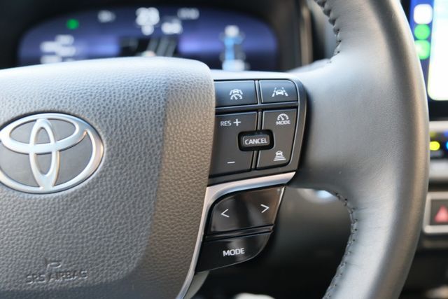 2024 Toyota Camry 油電 旗艦版 2.5 雙區恆溫 導航 雙前座電動椅 手機無線充電 原廠保固中  第12張相片