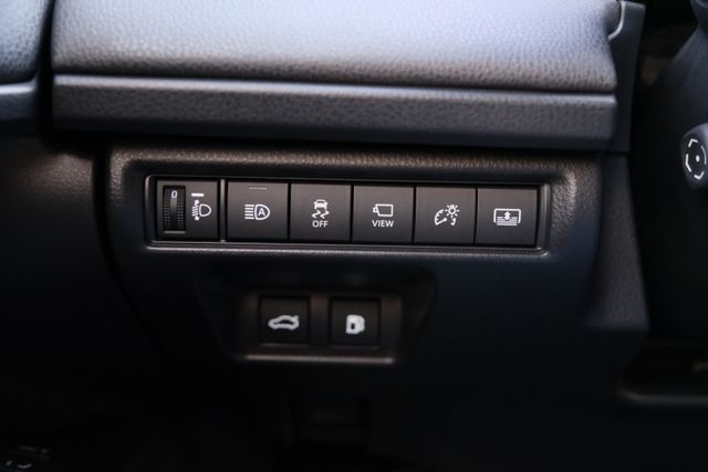 2024 Toyota Camry 油電 旗艦版 2.5 雙區恆溫 導航 雙前座電動椅 手機無線充電 原廠保固中  第19張相片