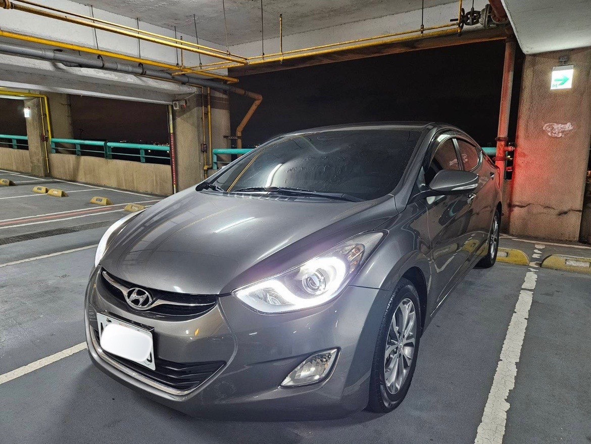 Elantra-豪華  第1張相片