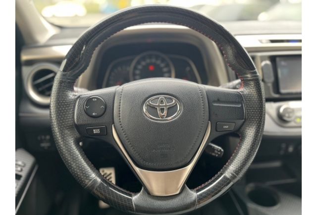 2013年 TOYOTA RAV-4 2.0CC 里程18萬 灰  第11張相片