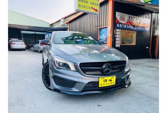 2014年BENZ  CLA45 2.0CC 灰  第1張相片