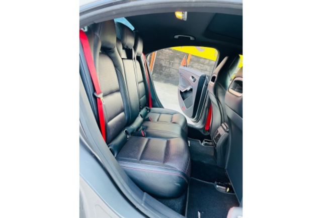 2014年BENZ  CLA45 2.0CC 灰  第20張相片
