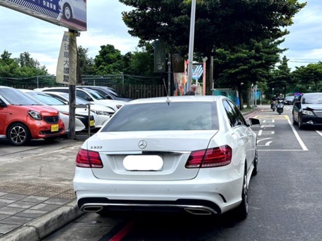 M-BENZ賓士 E200  第6張相片