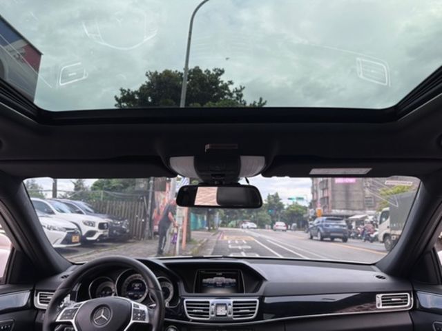 M-BENZ賓士 E200  第8張相片
