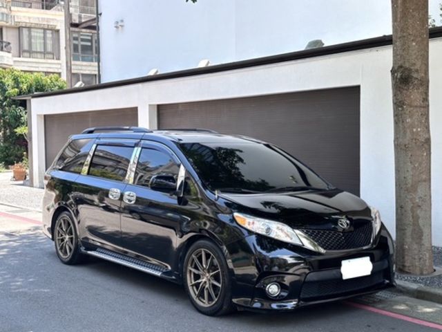 TOYOTA豐田 SIENNA  第5張相片