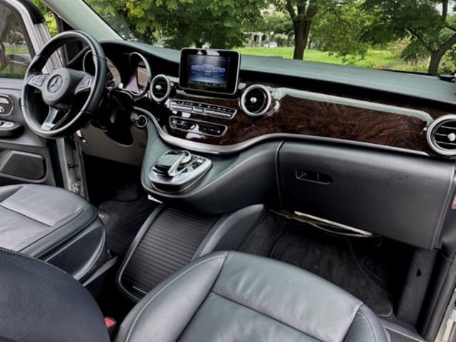 M-BENZ賓士 V250 D  第11張相片
