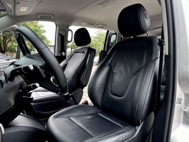 M-BENZ賓士 V250 D  第14張相片