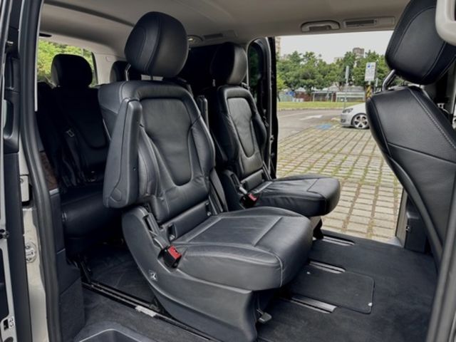 M-BENZ賓士 V250 D  第16張相片