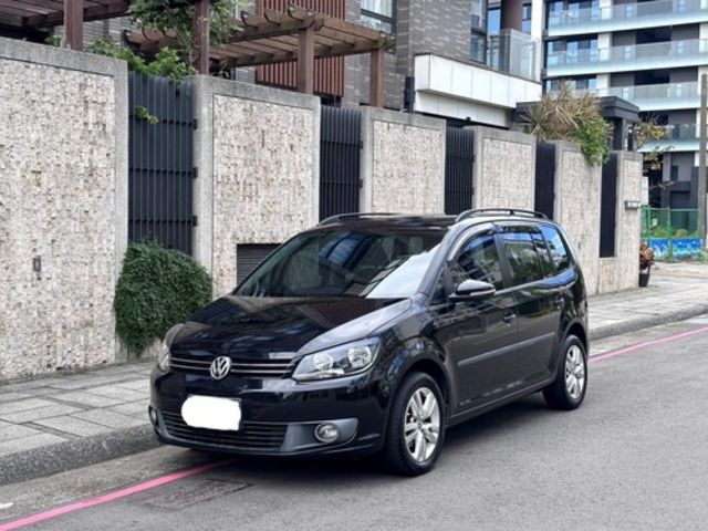 VOLKSWAGEN福斯 TOURAN  第1張相片