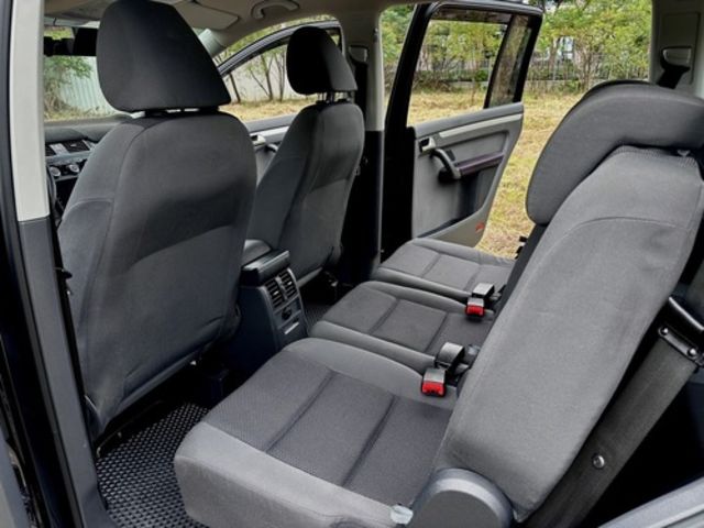 VOLKSWAGEN福斯 TOURAN  第10張相片