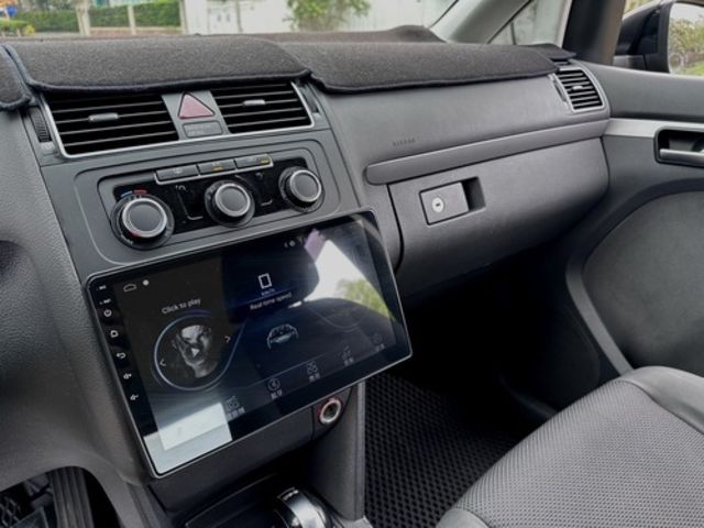 VOLKSWAGEN福斯 TOURAN  第13張相片