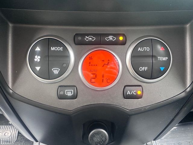 NISSAN日產 LIVINA  第10張相片