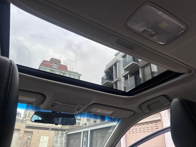 TOYOTA豐田 ALTIS  第19張相片