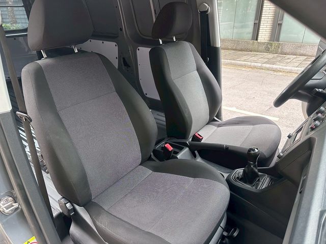 VOLKSWAGEN福斯 CADDY  第12張相片