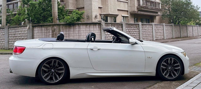 BMW寶馬 325I  第6張相片