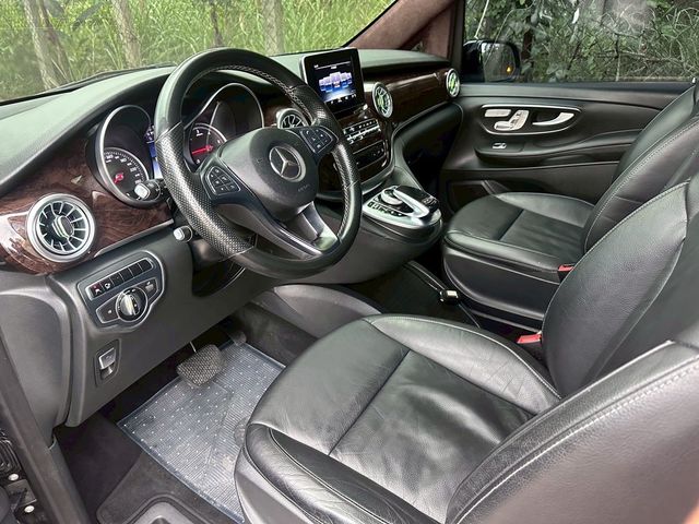 M-BENZ賓士 V250 D  第15張相片