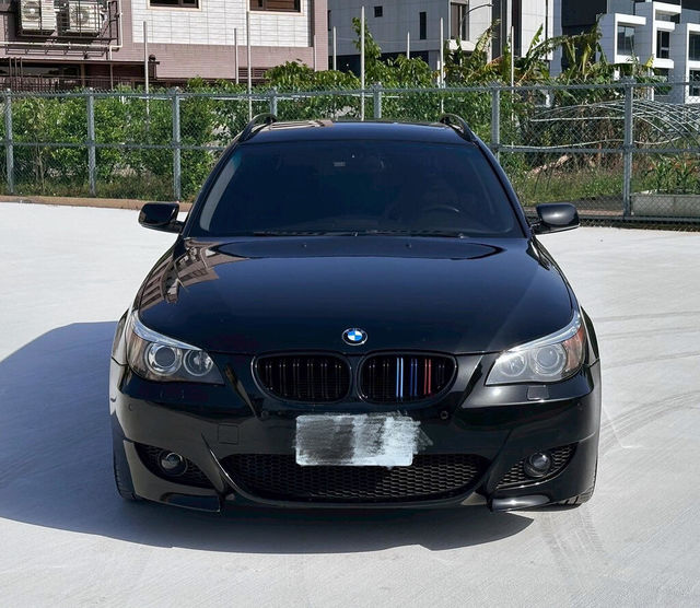 BMW寶馬 530  第2張相片