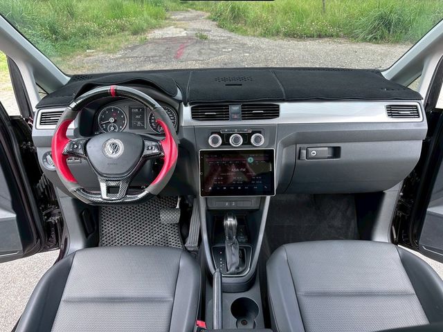 VOLKSWAGEN福斯 CADDY  第8張相片